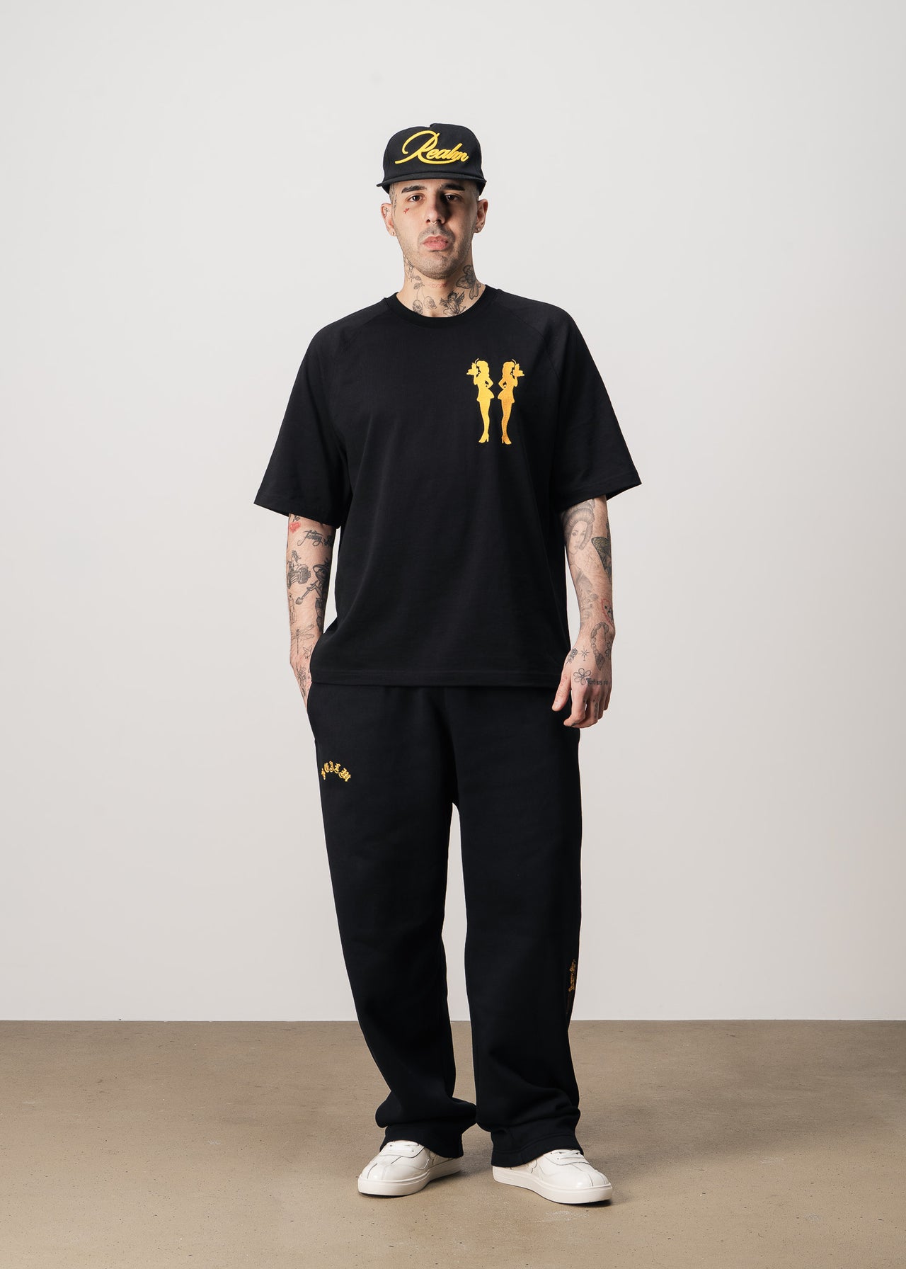 “WAITRESSES” T-SHIRT