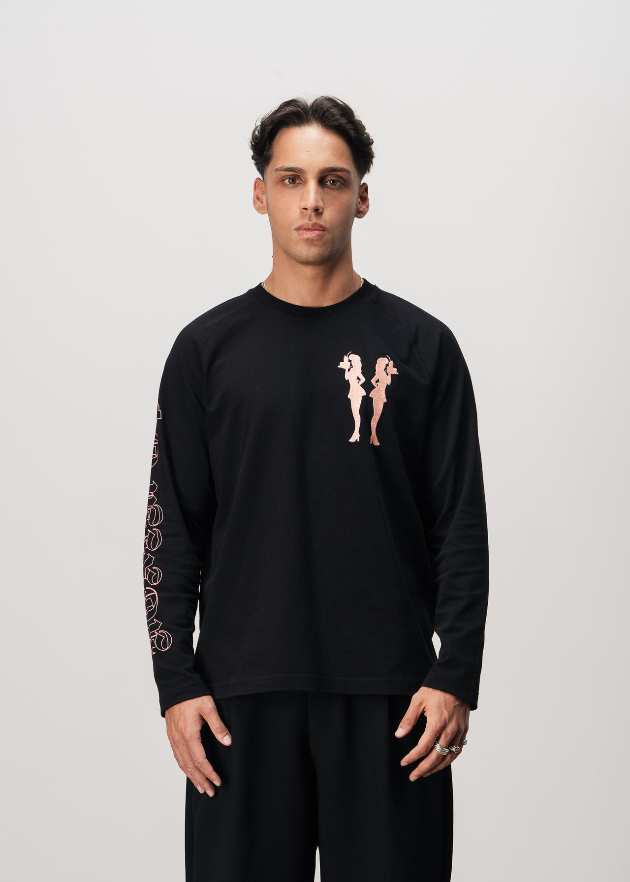 “WAITRESSES” LONG SLEEVE