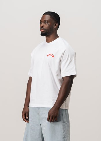 "ESSENTIALS" T-SHIRT