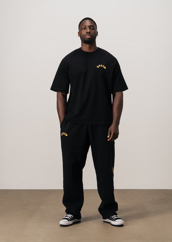 "ESSENTIALS" T-SHIRT
