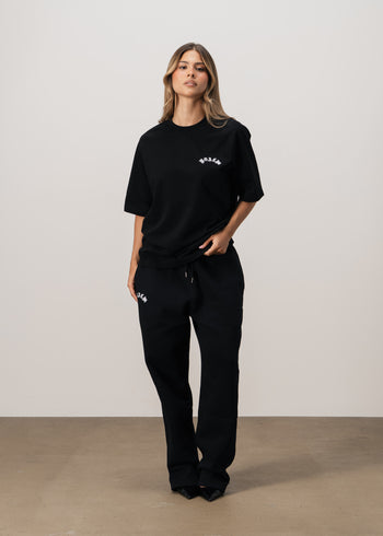 "ESSENTIALS" T-SHIRT